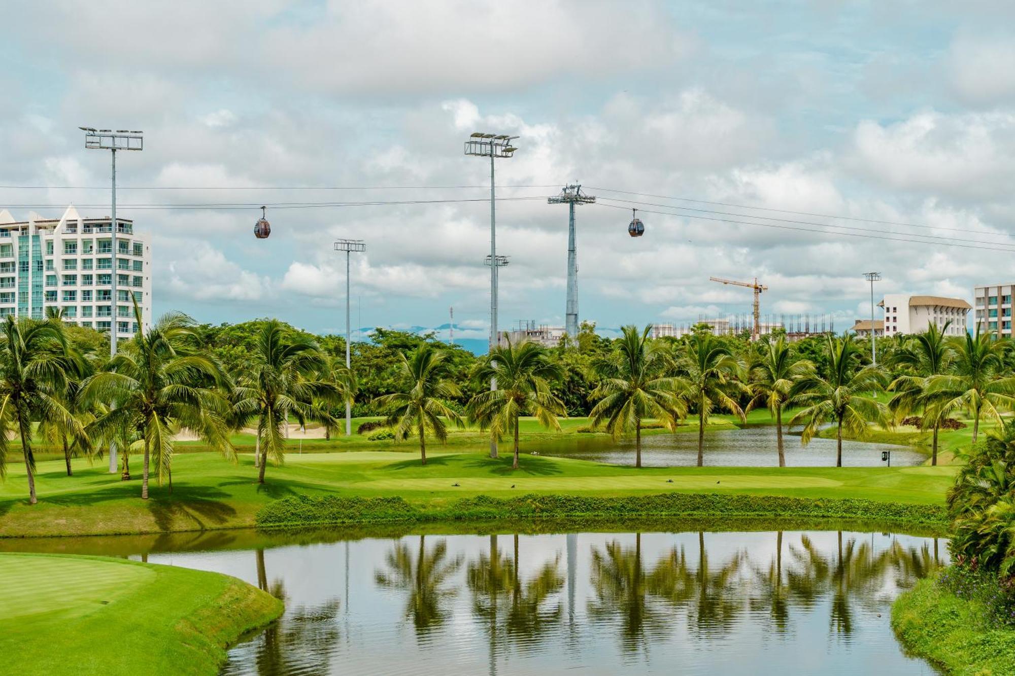 Grand Luxxe Two Bedroom - Resort *