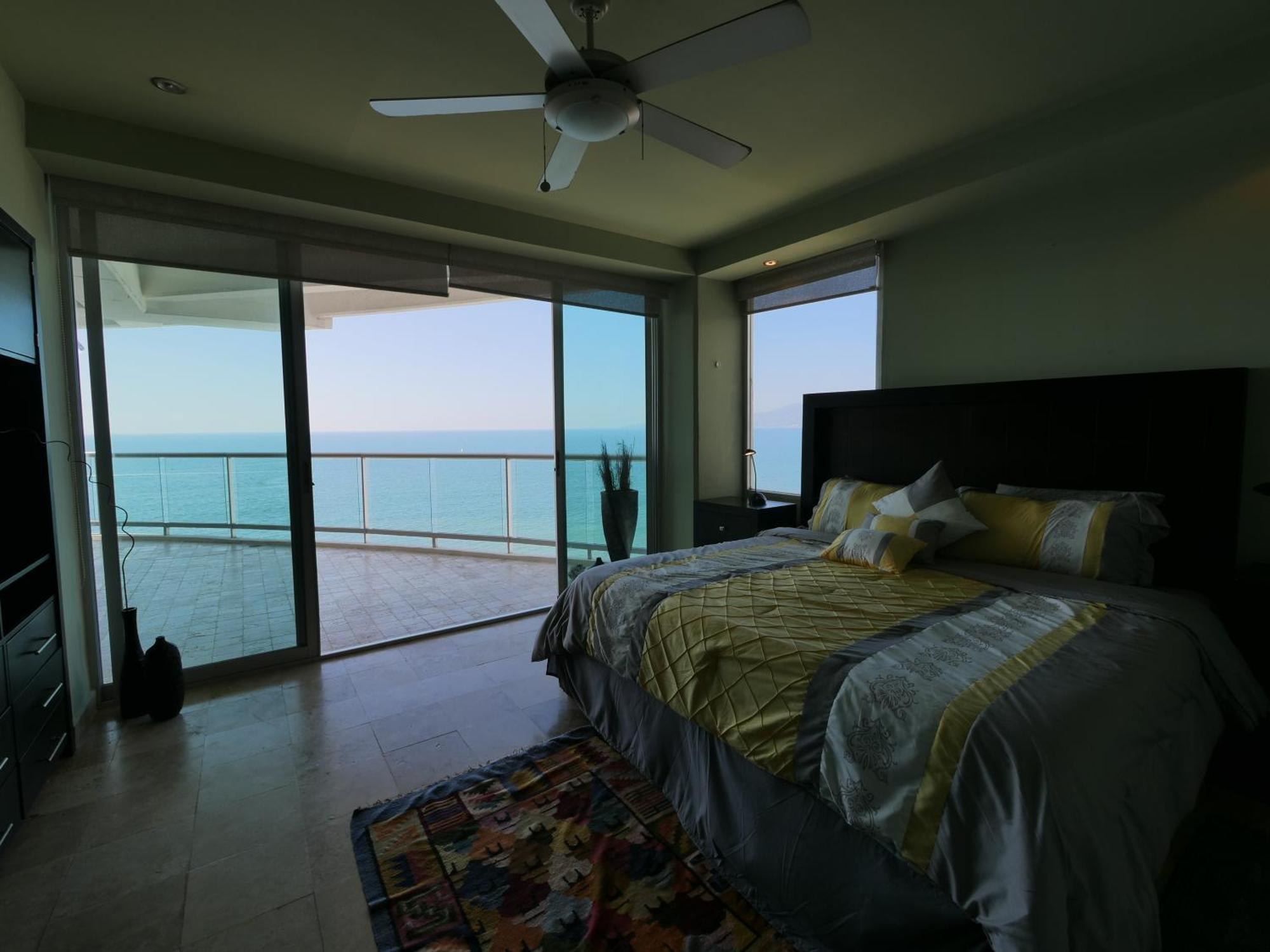 On The Ocean! Apartamento