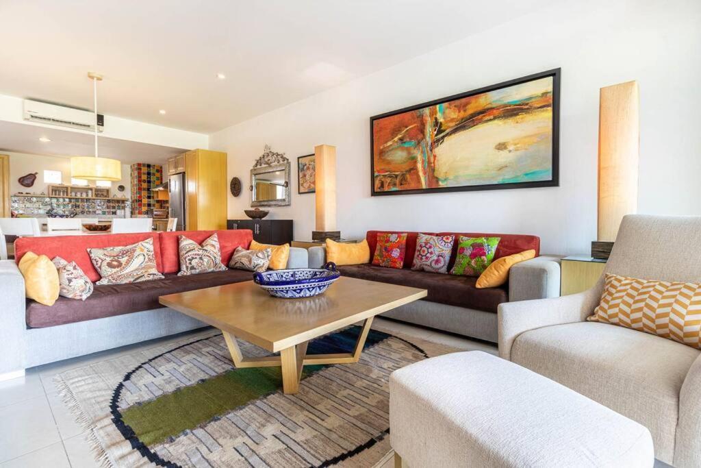 Your Luxury Oasis At Taheima Apartamento