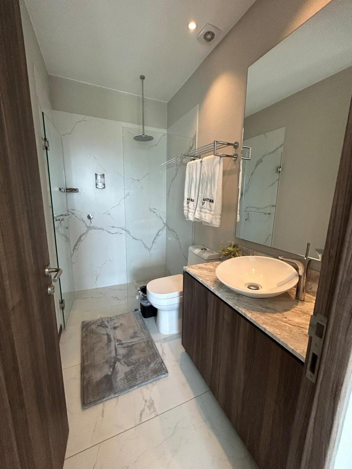 Hermoso Departamento Front En Apartamento