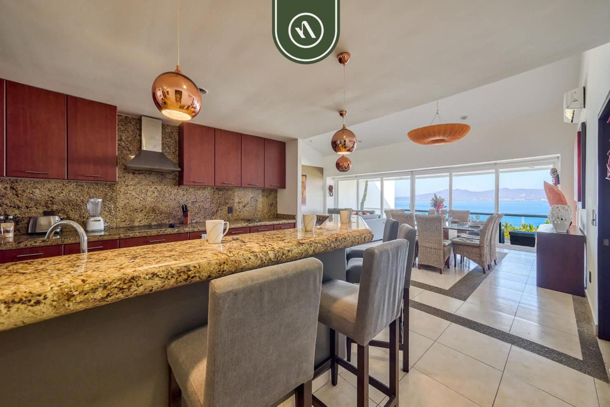 Oceanfron 4 Bedroom - - Wyndham Pool * Nuevo Vallarta