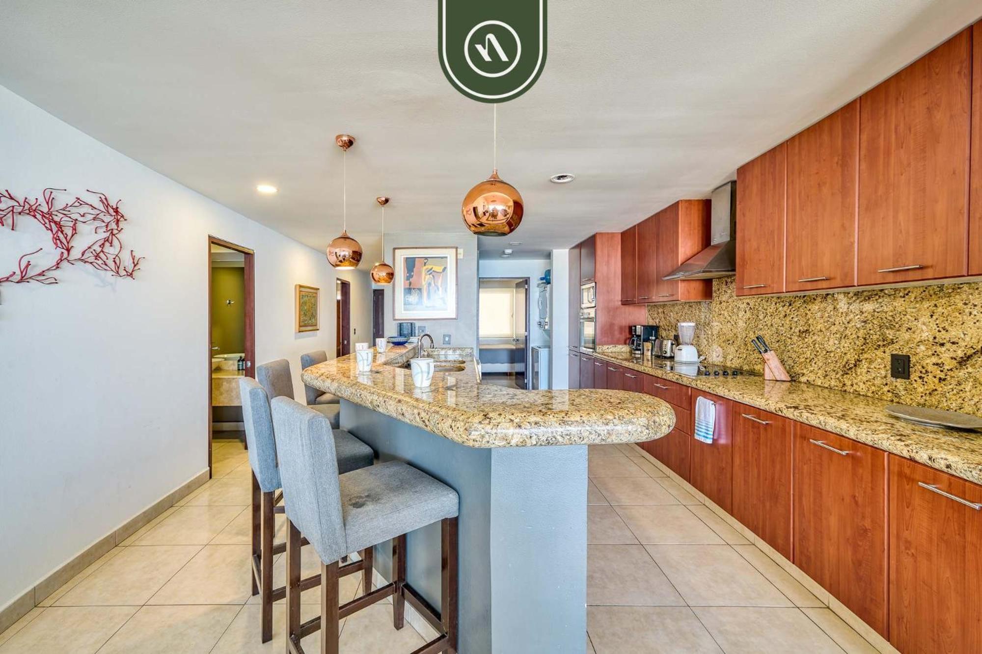 Oceanfron 4 Bedroom - - Wyndham Pool