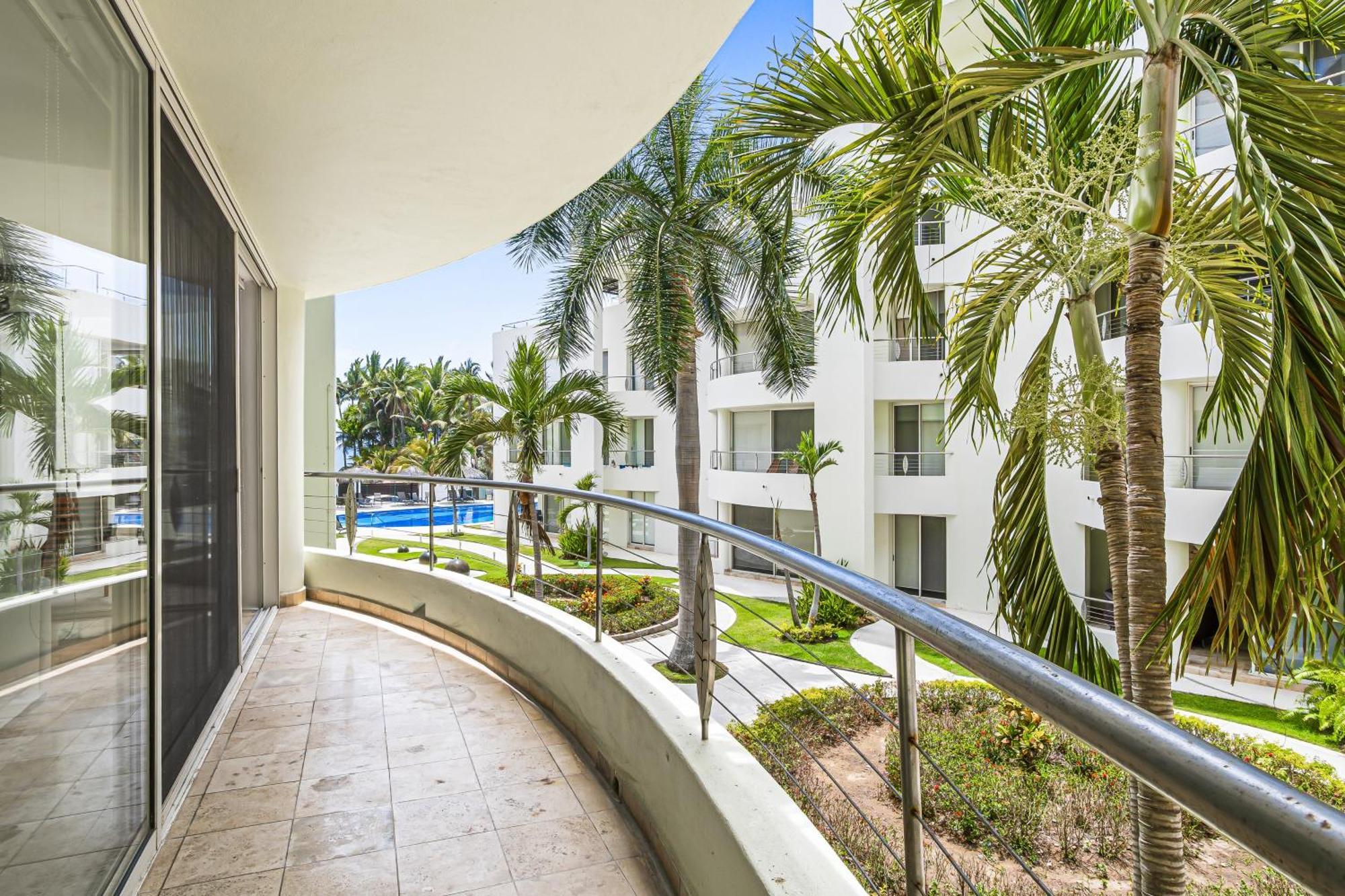 Nitta 108 * Nuevo Vallarta