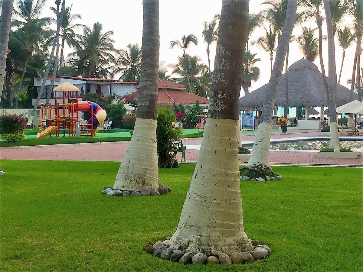 Costa Vallarta Apartahotel