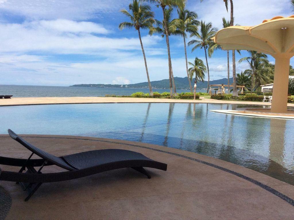 Quinta Del Mar Oceanfront Condo- Penthouse With Roof Top Patio Holiday home Nuevo Vallarta