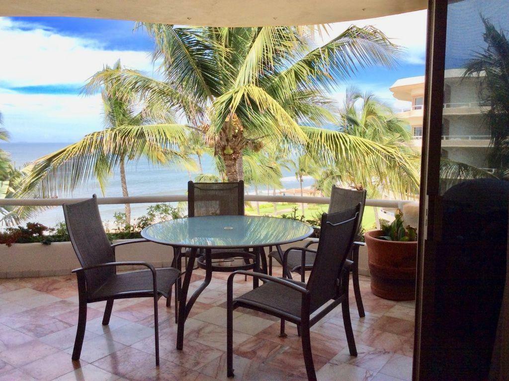 Quinta Del Mar Oceanfront Condo- Penthouse With Roof Top Patio *
