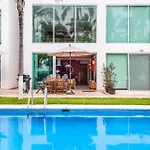 Condo Terra 13 by Kivoya