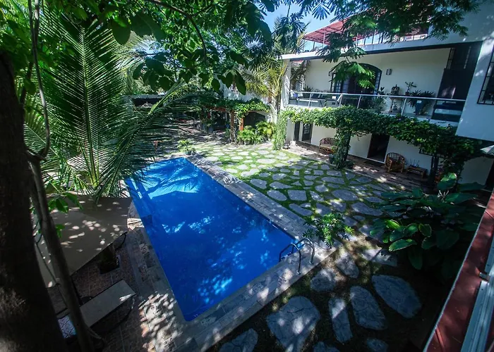 Villas Parota Inn
