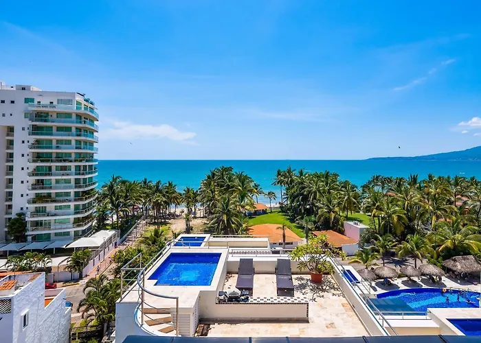 Nitta Condo #203