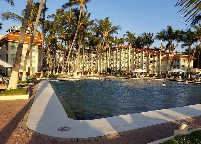 Suites Marina Condo