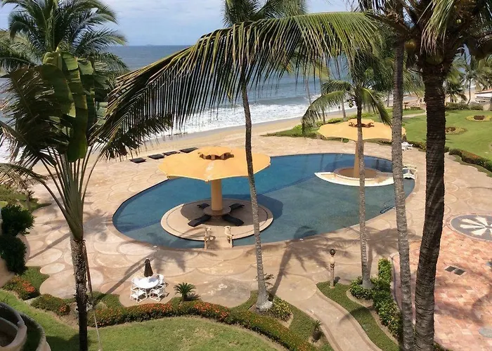 Quinta Del Mar Oceanfront Condo- Penthouse With Roof Top Patio