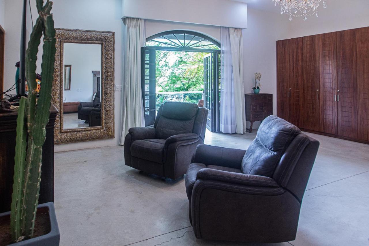Inn Parota 4*