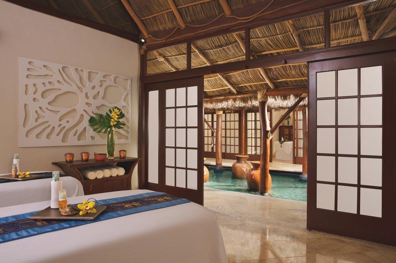 Resort Krystal Grand