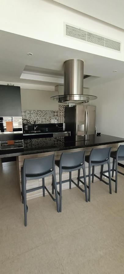 Peninsula Apartamento *
