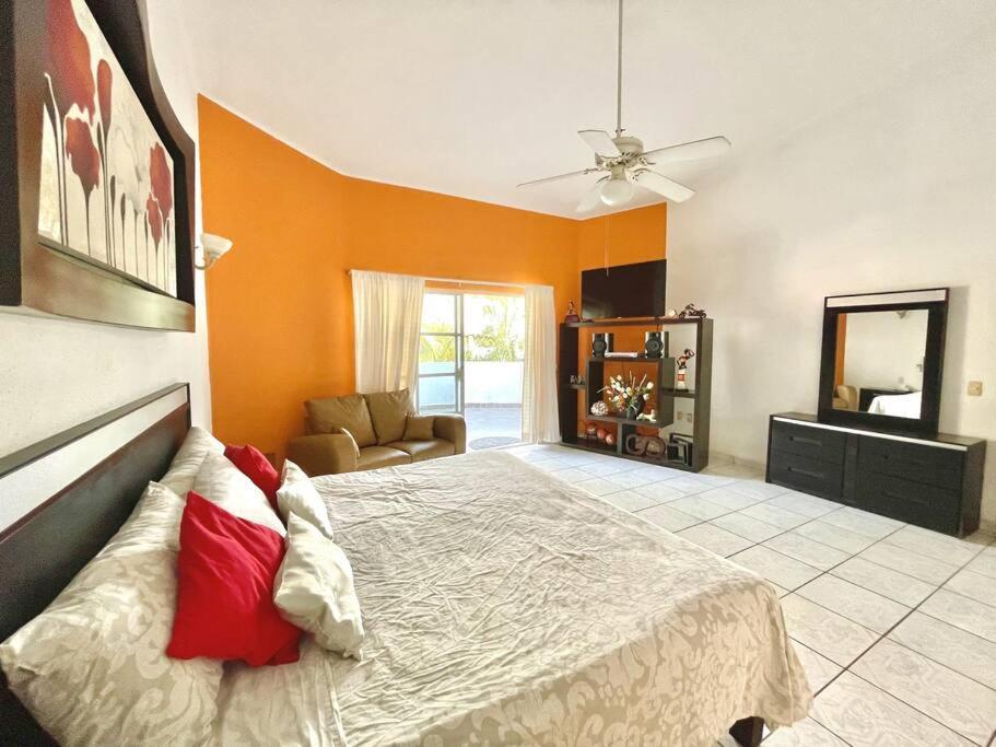 Casa Con Piscina Cerca De Playa Сasa de vacaciones *