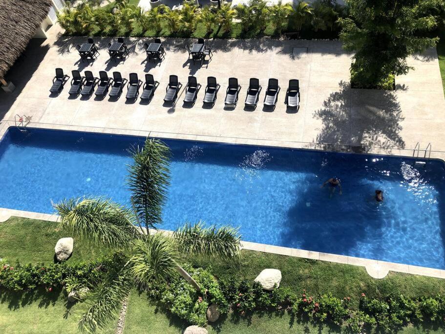 Hermoso Penthouse Zona Comercial Apartamento *