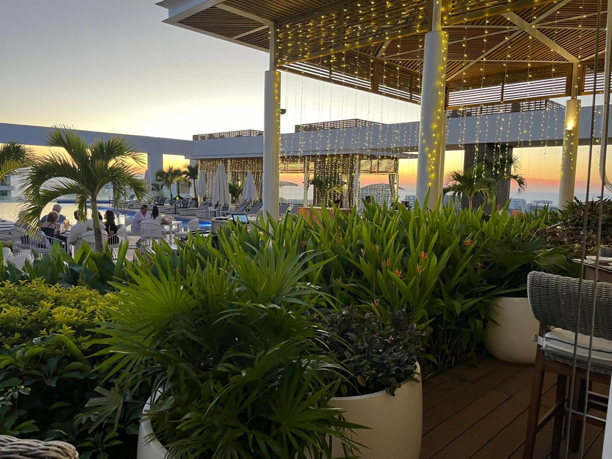 Hotel Grand Luxxe With Free Golf Nuevo Vallarta