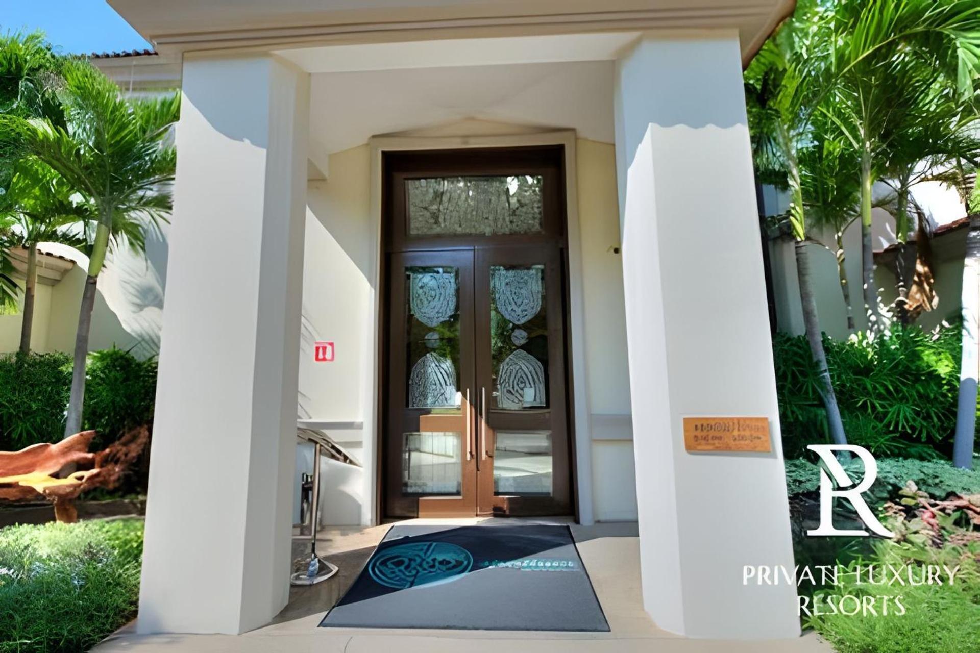 Grand Luxxe Two Bedroom Villa- 5*