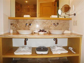 Taheima Wellness & Hotel