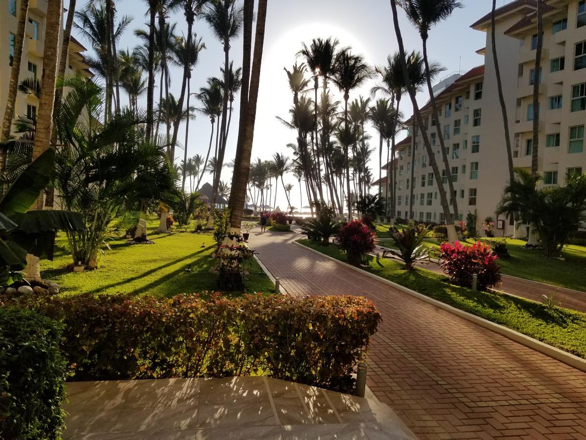 Suites Marina Condo