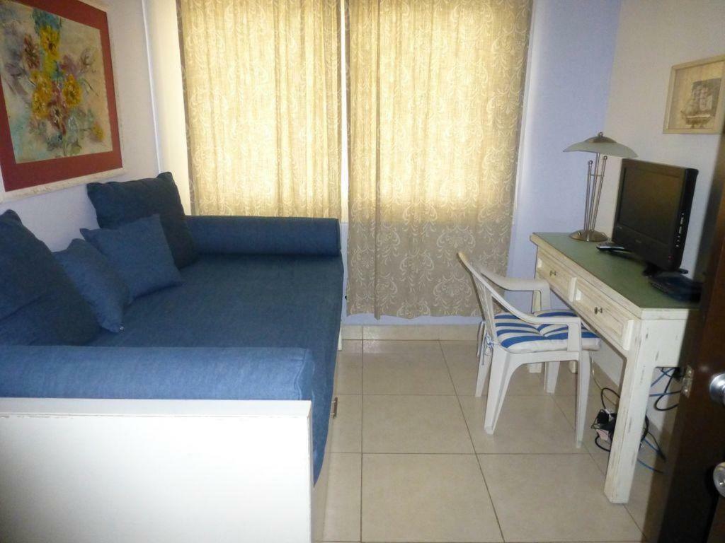 Breathtaking Magna Beachfront Condo, 3 Bedrooms Sleeps 6 Holiday home Nuevo Vallarta