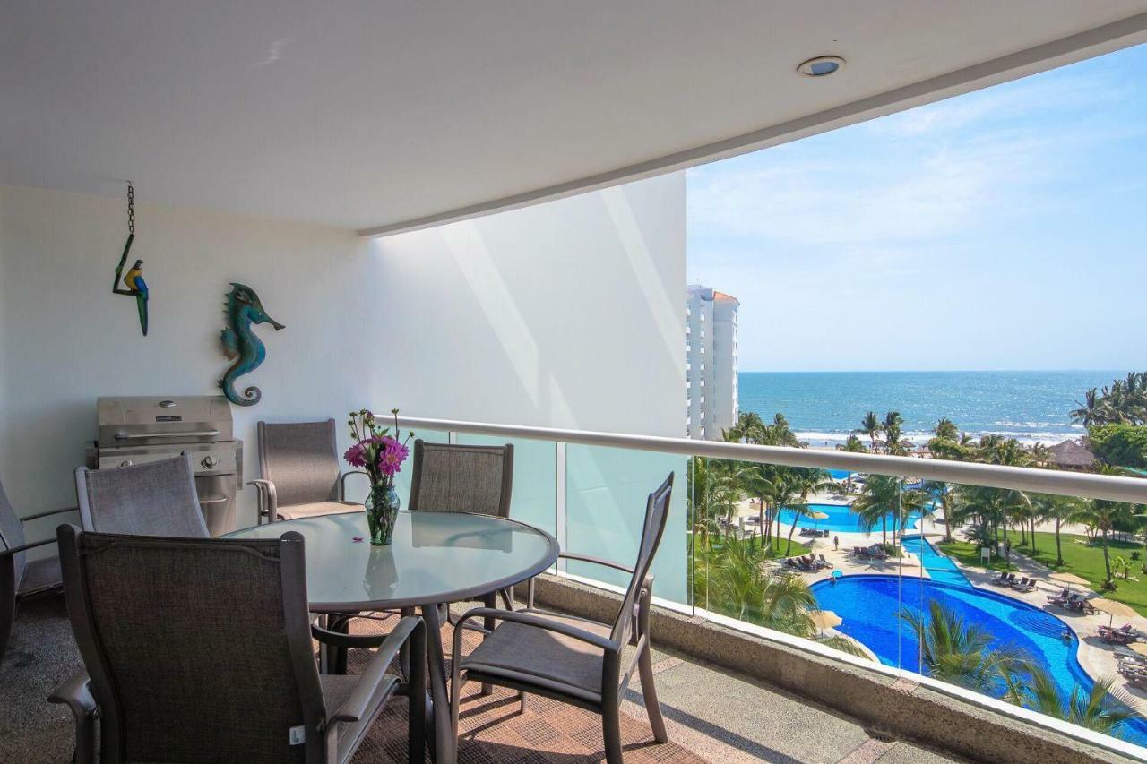 Holiday home Breathtaking Magna Beachfront Condo, 3 Bedrooms Sleeps 6