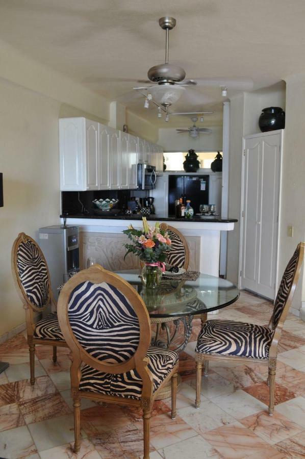 Quinta Del Mar Oceanfront Condo- Penthouse With Roof Top Patio